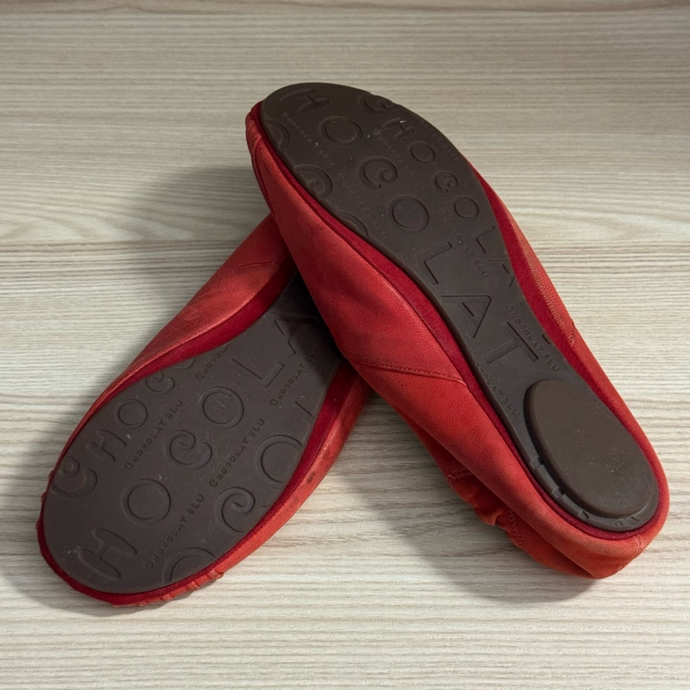 Chocolate Blu Cam Red Leather Pleated Front Slipon Flat Size 8 - Picture 4 of 6
